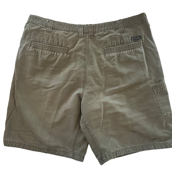 Columbia‎ Shorts Adult 40 Khaki Snap Button Zip Pockets Cargo Hiking Fishing Men - Picture 2 of 8